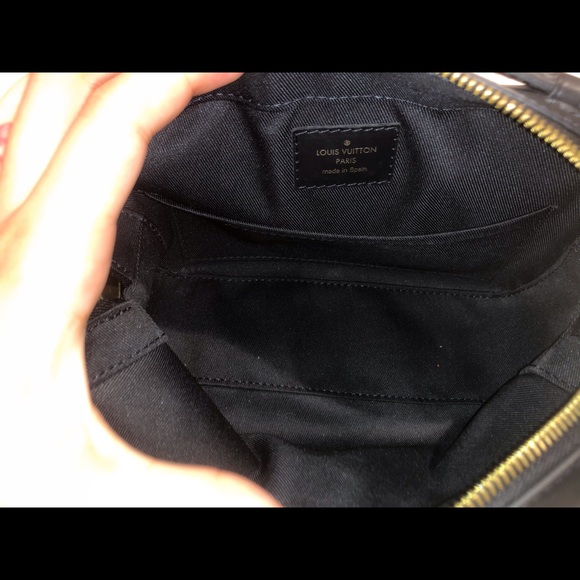 SOLD!!! Louis Vuitton Saintonge - Picture 5 of 8